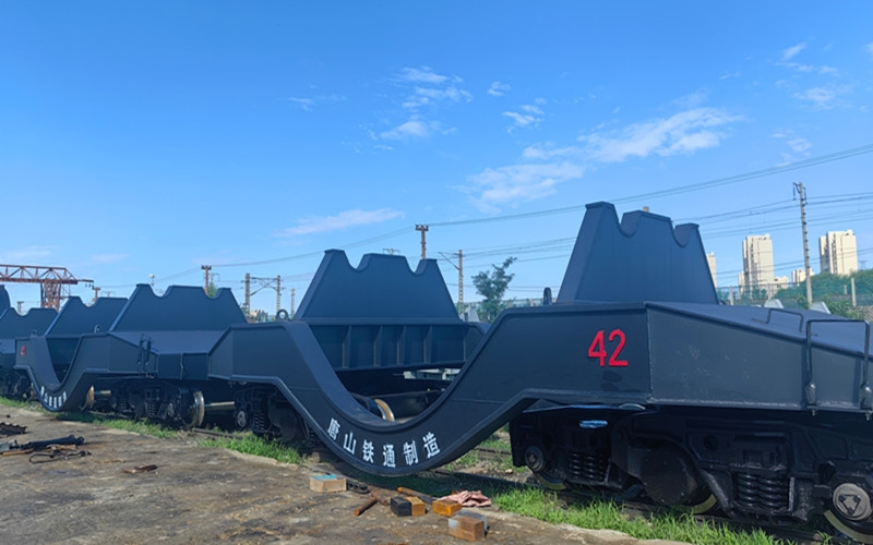 六軸鐵水罐車(chē)